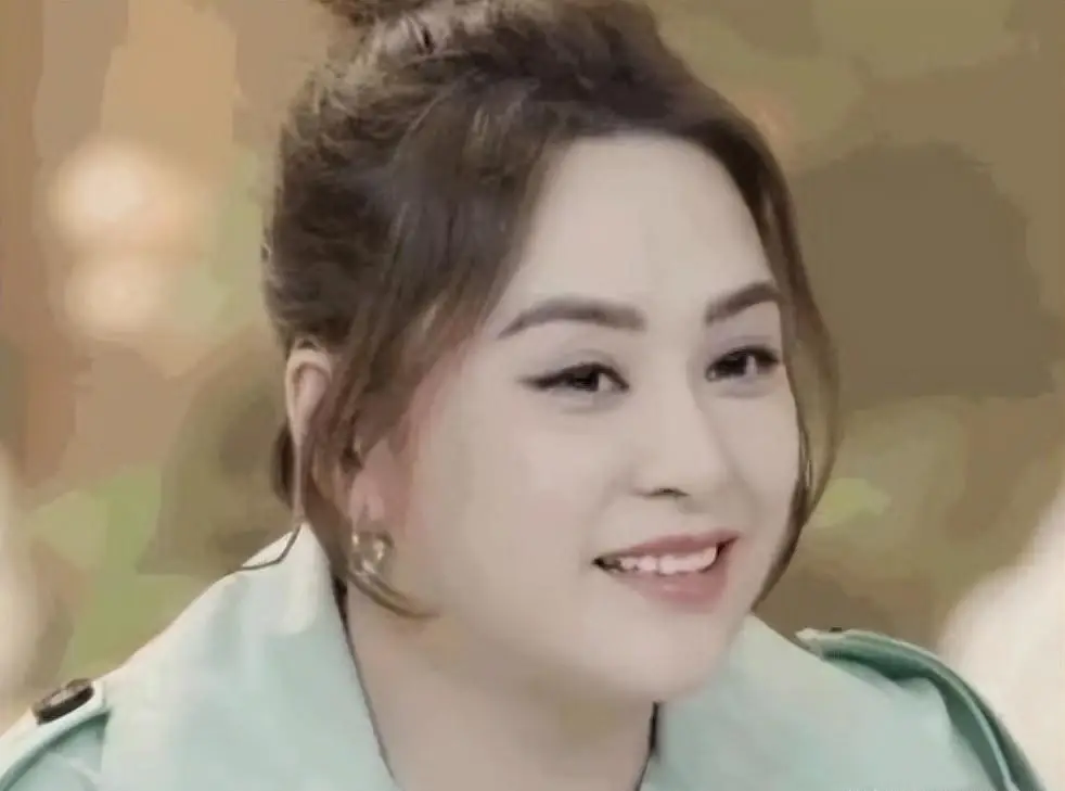 身材好的女明星_娱乐圈长得很像的明星_长得丑身材好明星