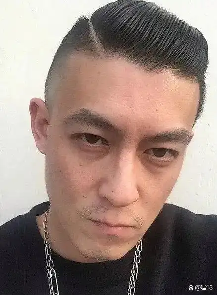 陈冠希潮牌店宣传_娱乐圈艳照门_陈冠希艳照门事件