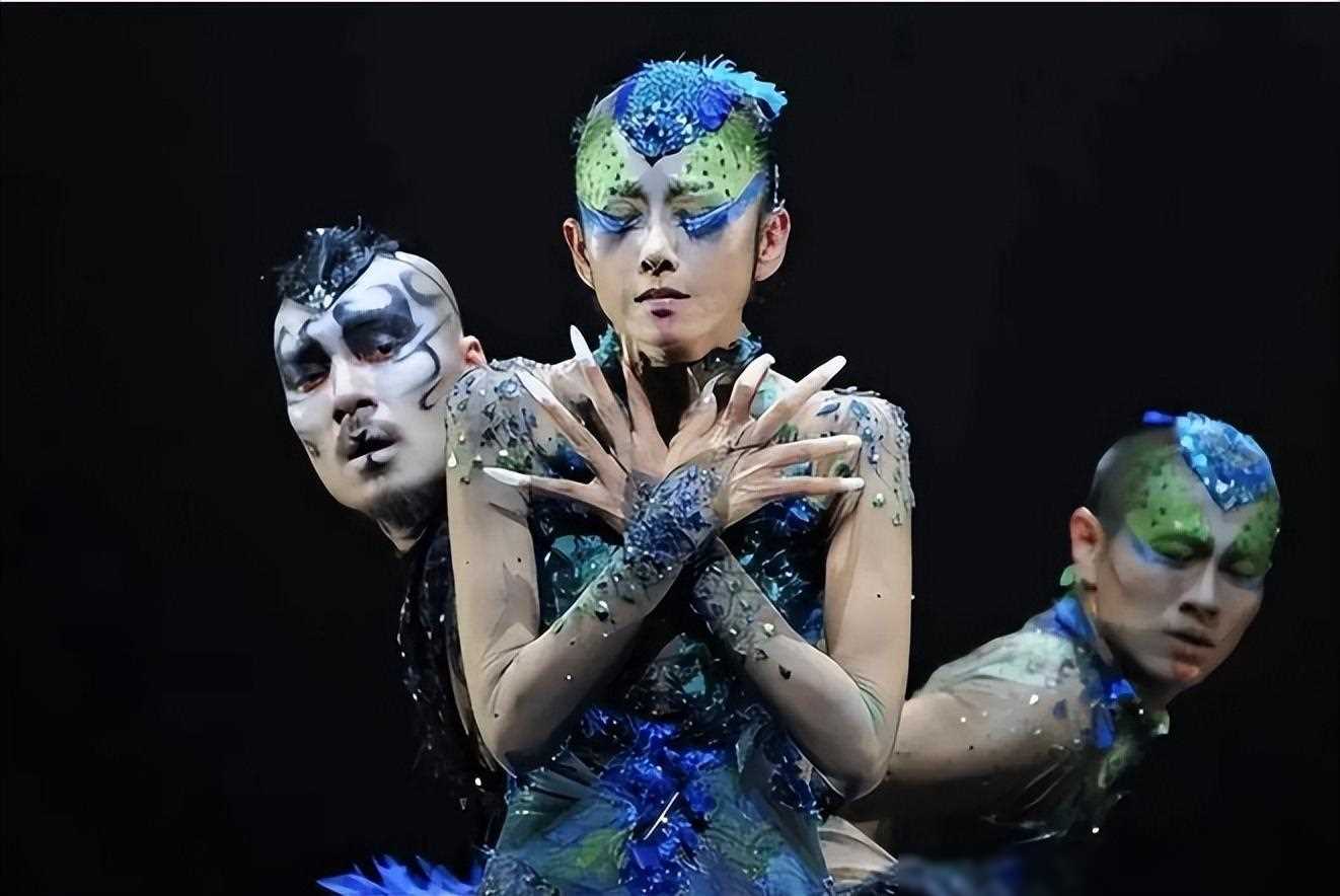 明星素食信仰真实性_明星吃黑料理,_娱乐圈明星饮食背后故事