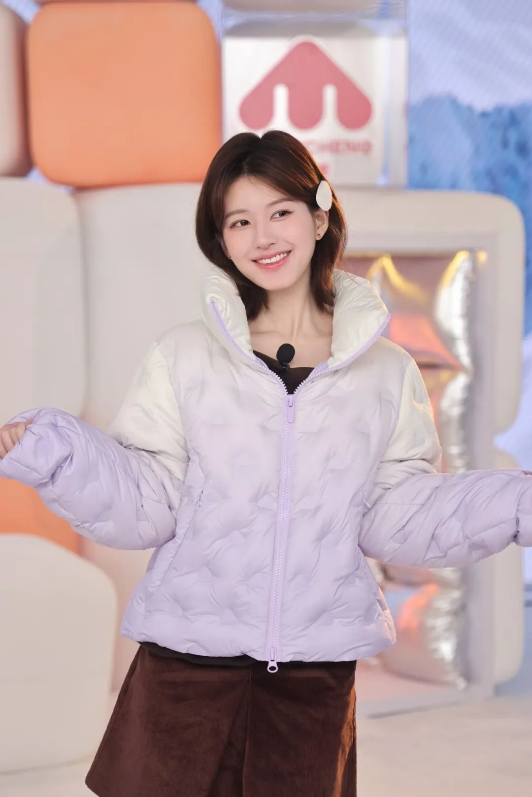 明星热点代言有哪些牌子的,_2024年Q4品牌明星代言趋势_热播剧加持效应分析