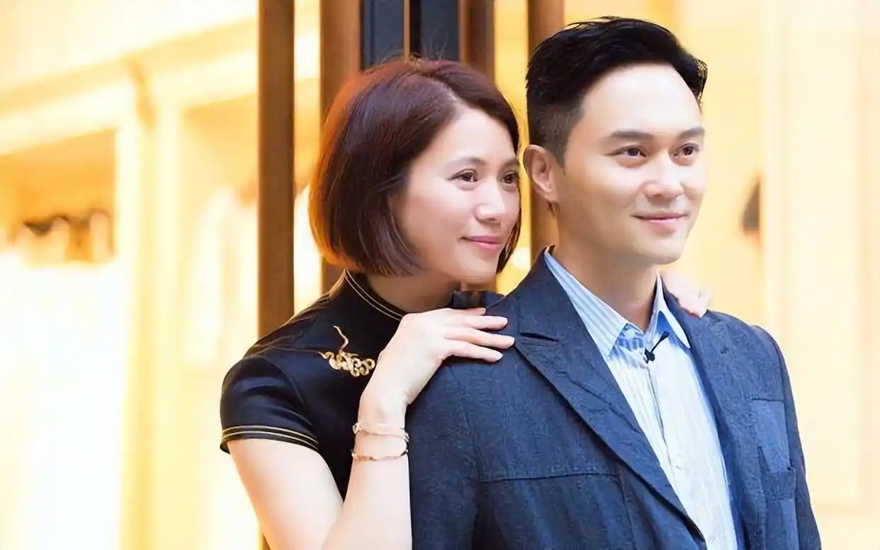 朱珠陈红袁咏仪郭晶晶景甜_娱乐圈天生富贵相女星_旺夫面相的女明星